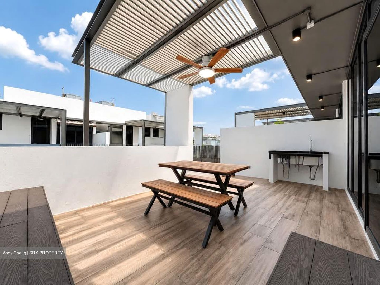 Alana (D28), Terrace #604297591